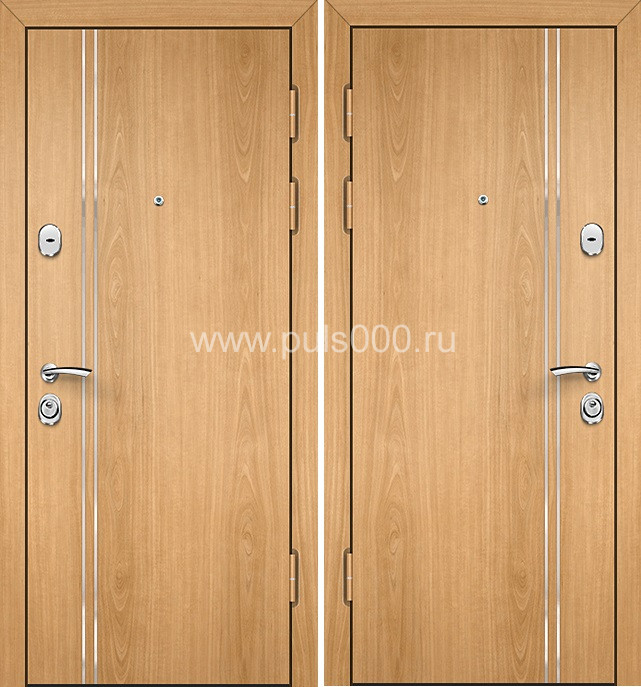 Дверь для квартиры с усиленным замком светло-коричневая, цена 16 000  руб.